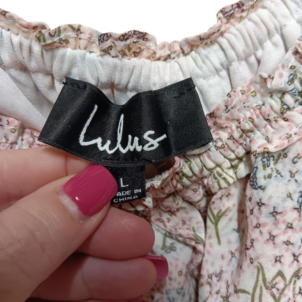 Lulu's Floral Ruffle Midruff Top NWOT - Picture 5 of 5